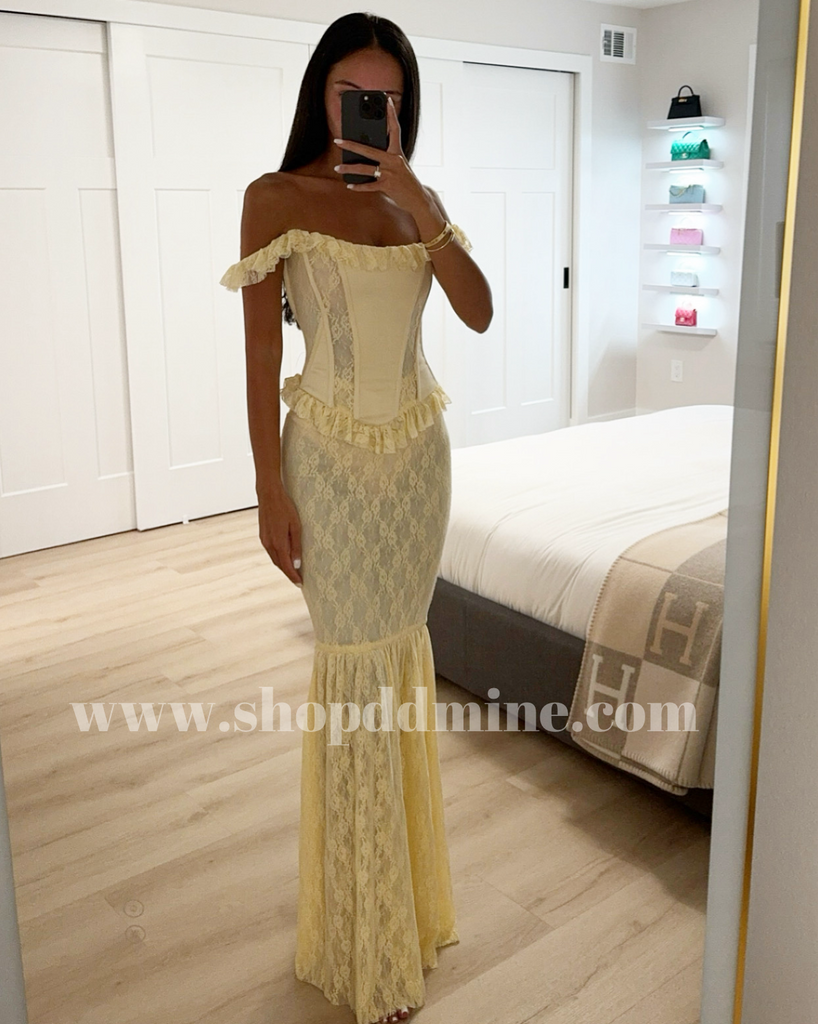 ERSILIA PALE YELLOW LACE CORSET MAXI GOWN SHOP DDMINE ERSILIA PALE YELLOW LACE CORSET MAXI GOWN SHOP DDMINE