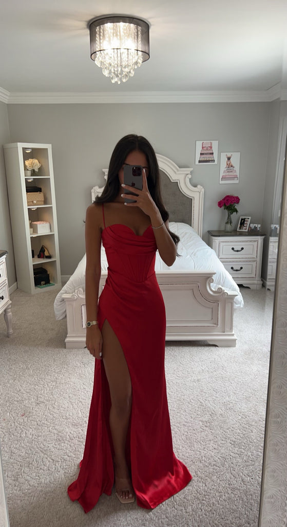 RED CORSET GOWN SHOP DDMINE RED CORSET GOWN SHOP DDMINE