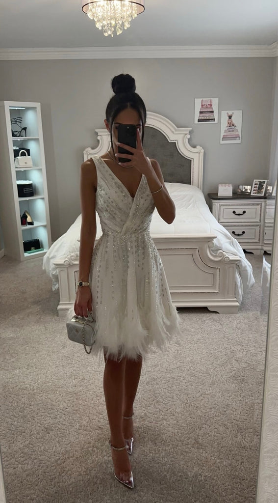 SWAN SEQUIN FEATHER TRIM MIDI DRESS 6 / White SWAN SEQUIN FEATHER TRIM MIDI DRESS 6 / White