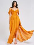 ROBE LONGUE DRAPÉE À FENTE HAUTE EN MAILLE SUPERPOSÉE JELANI 