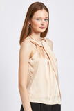 BLUSA SENZA MANICHE CON INCROCIO FRONTALE