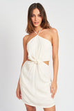 ROBE MINI TORSADÉE SUR LE DEVANT AVEC DÉCOUPE
