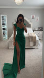 ROBE EN SATIN ÉMERAUDE CHÉRIE
