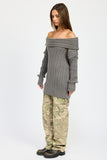 MAGLIONE OVERSIZE CON SPALLE SCOPERTE