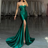 SATIN STRAPLESS FITTED GOWN