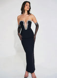 ROBE LONGUE ORNÉE DE CRISTAUX NOIRS