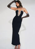 ROBE LONGUE ORNÉE DE CRISTAUX NOIRS