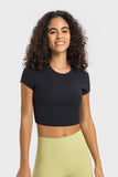 T-SHIRT SPORTIVA A MANICA CORTA CON SCOLLO ROTONDO