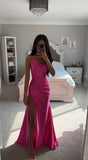 ROBE EN SATIN ASYMETRIQUE FUCHSIA