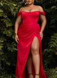 ROBE EN SATIN AVEC CORSET ET ÉPAULES DÉNUDÉES