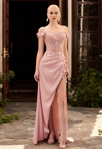 ROBE À ÉPAULES DÉNUDÉES À FLEURS BLUSH